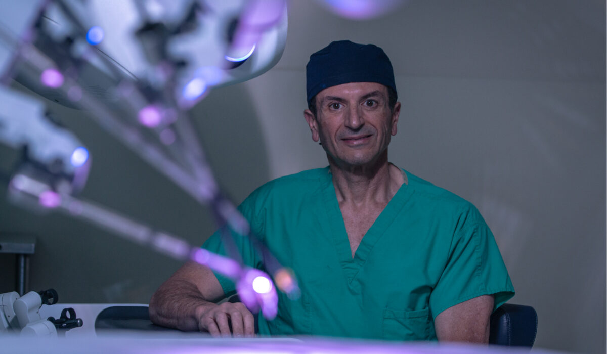 Dr_Anthony_Gonzalez_Robotic_Surgeon